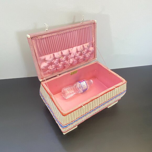 Sewing box in plastic and natural fiber, wooden basket, four feet case, jewelry - Picture 2 of 10